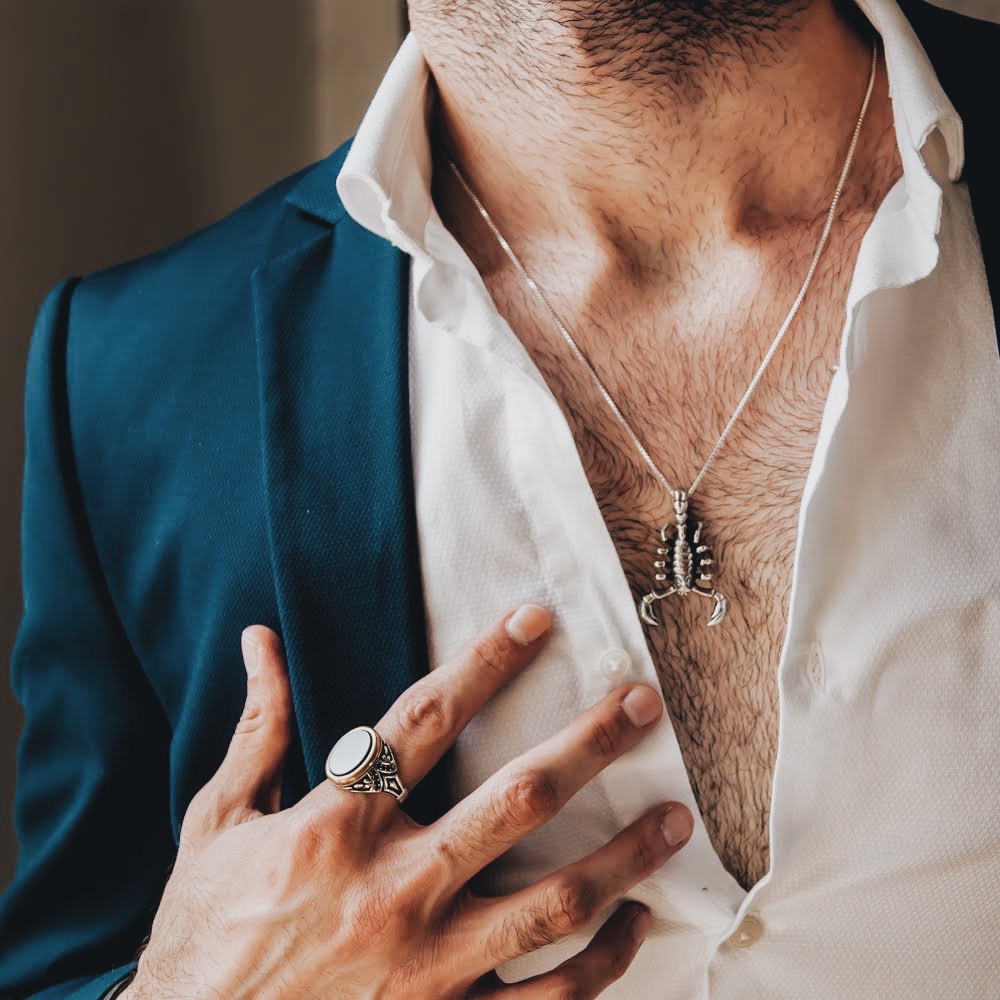 Passion Scorpio man Pendants Animale N.3