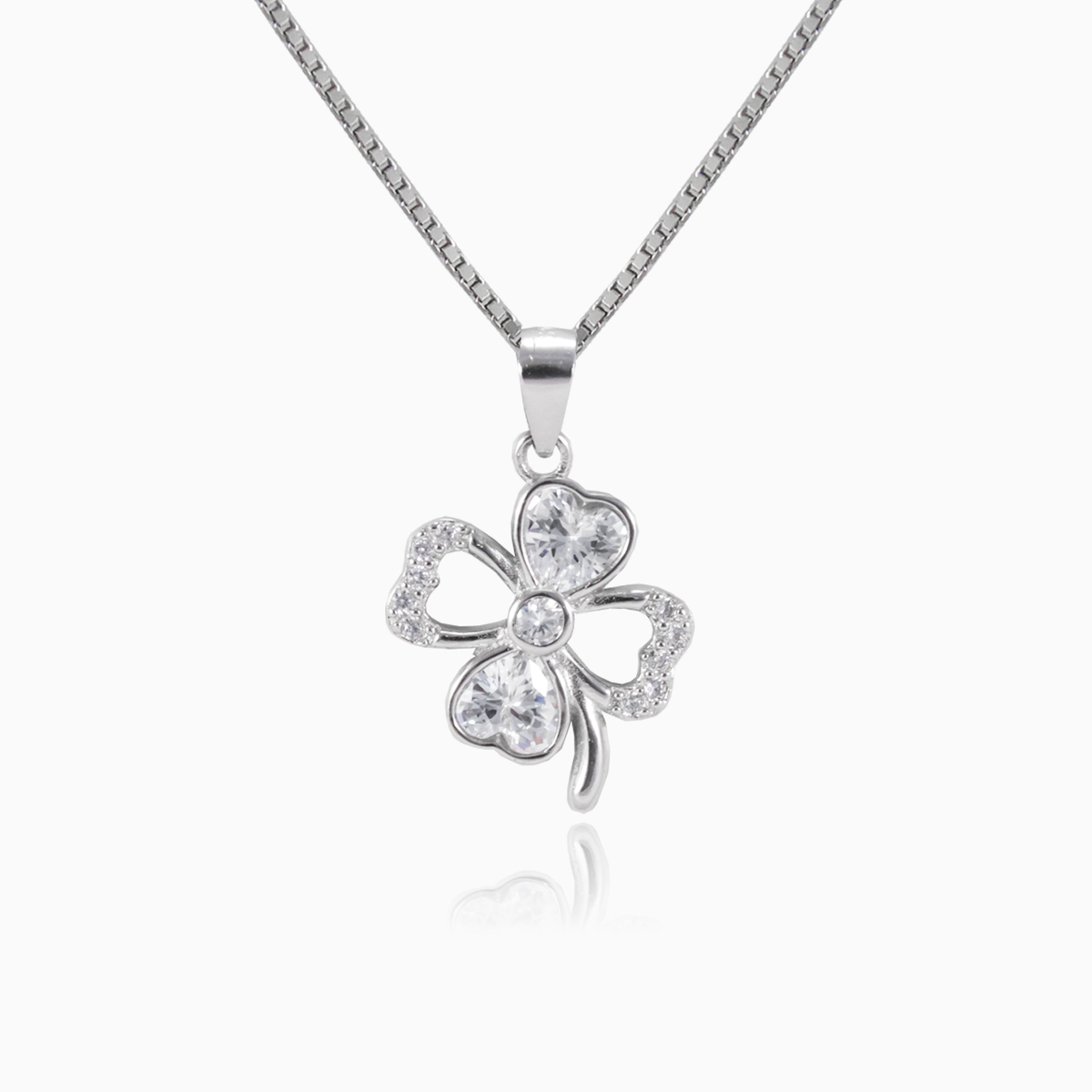 Stříbrný přívěsek 