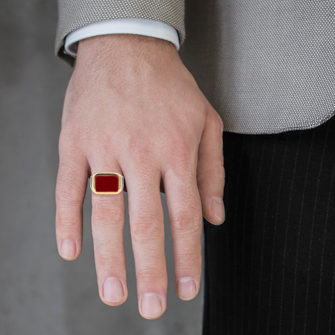 Wide detailed garnet ring unisex Rings Detallado N.3