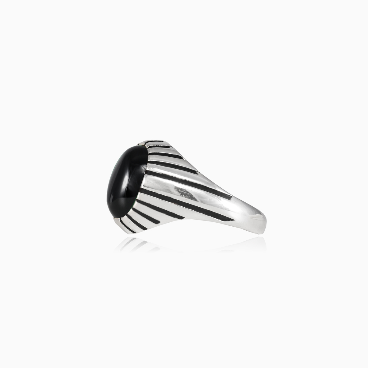 Symmetric cabochon onyx ring unisex Rings Harmony N.2