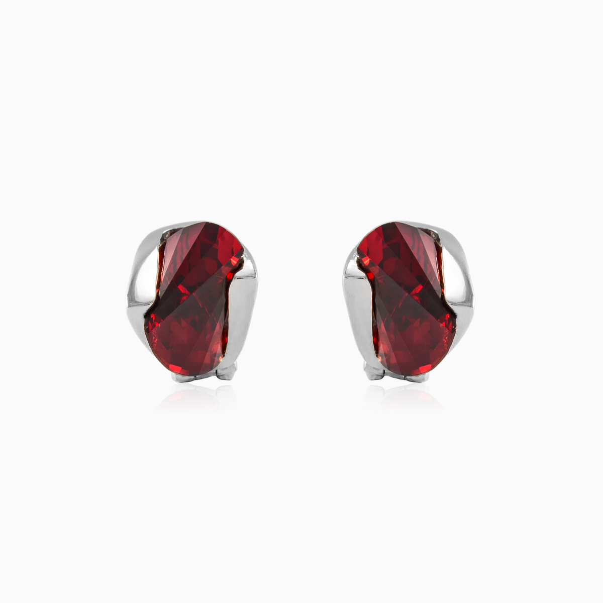 Kleine Granat-Pyramidenohrringe Frauen Ohrringe Colorino N.1